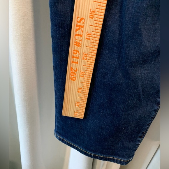 Talbots Women’s Slim Ankle Jean,  93% Cotton, Zip Fly w/Metal Button; Size 16 - Picture 5 of 7